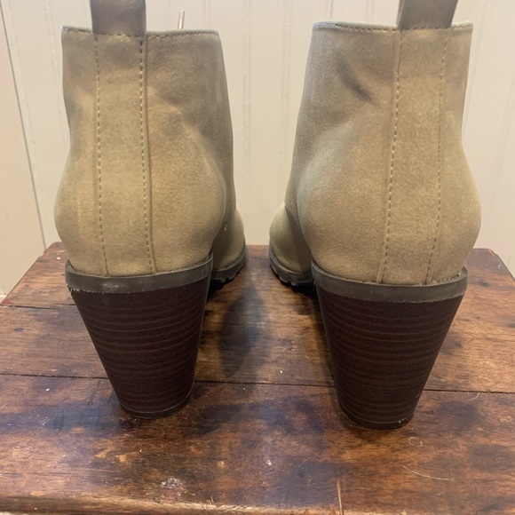 Women’s boot - Picture 4 of 7